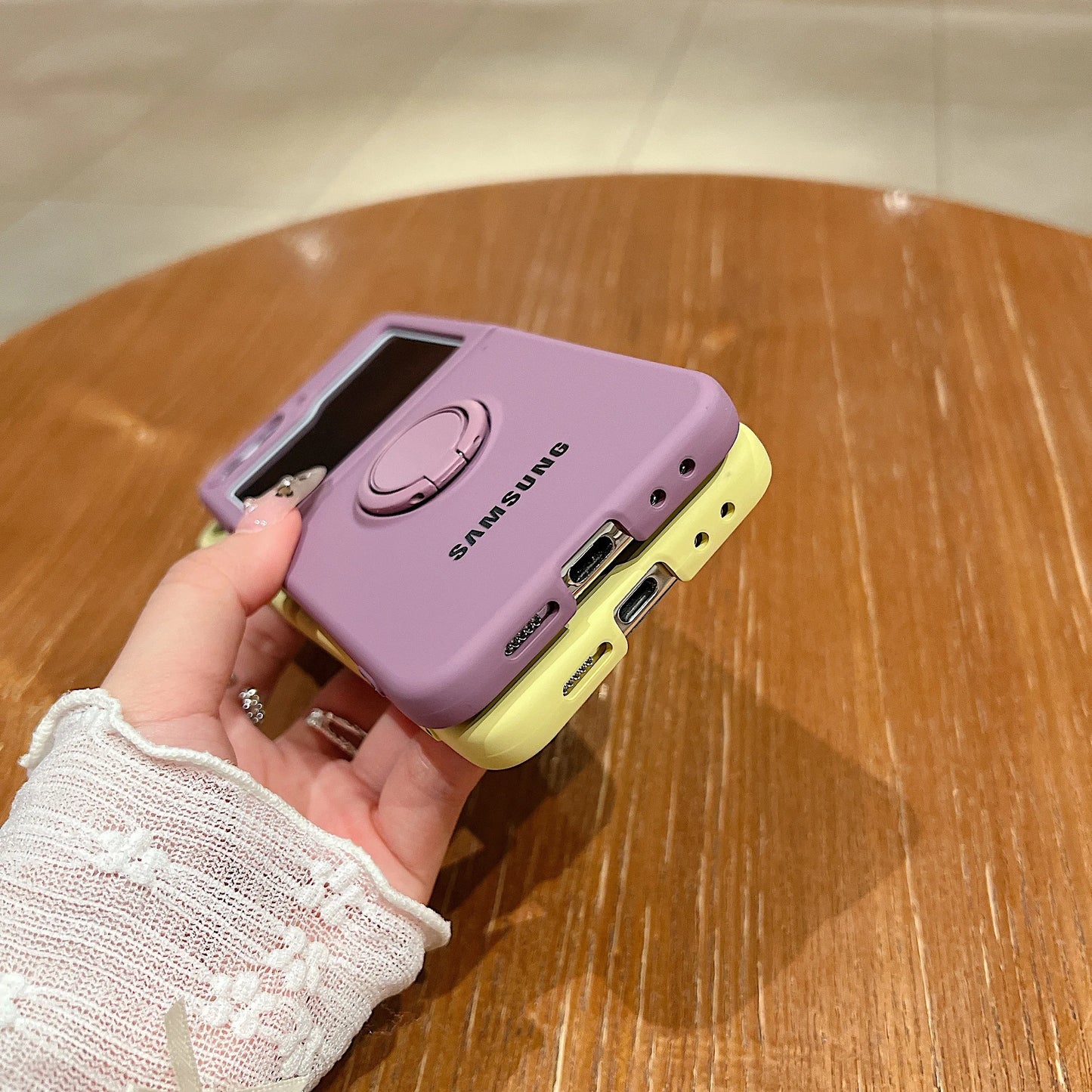 Funda de teléfono con soporte de anillo de silicona líquida de Color caramelo oficial de lujo Samsung Galaxy Z Flip 7 6 5 4 3 funda protectora a prueba de golpes