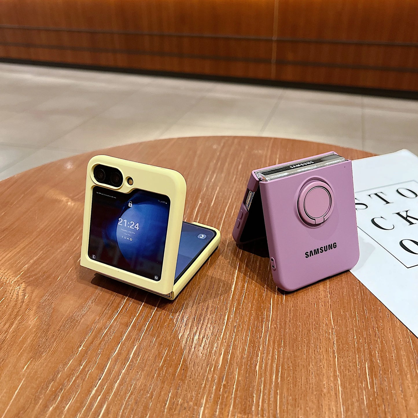 Funda de teléfono con soporte de anillo de silicona líquida de Color caramelo oficial de lujo Samsung Galaxy Z Flip 7 6 5 4 3 funda protectora a prueba de golpes